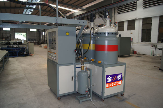 Machines de moulage se renversantes de mousse de machine d'unité centrale de 2 sandales de couleurs 300-400 paires/heure