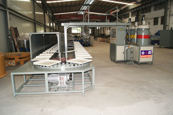 6-9 machine de versement d'unité centrale de polyuréthane de personnes avec le système de chauffage électrique