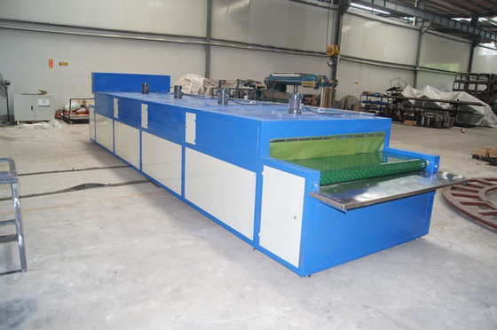 Équipement de fabrication unique de chaussure d'EVA, machines à une seule couche de convoyeur d'arrangement de température