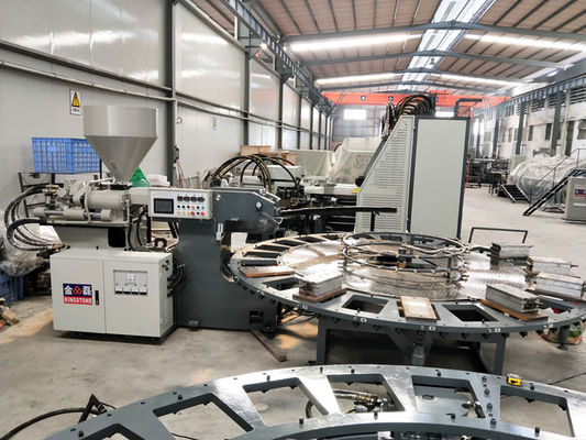 Machine de moulage par injection de Tableau rotatoire de chaussure, machine de fabrication unique de TPU