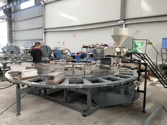 200-280 appareille par machine de fabrication unique de chaussure d'heure pour des sandales/bottes de talon de cale