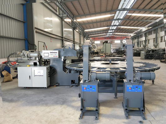 Stations rotatoires de la machine 12/16/20/24 de moulage par injection de basse de talons semelle intérieure des chaussures pp
