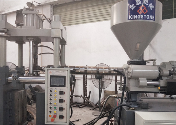 Machine en plastique automatique de moulage par injection pour des 12 bottes de caoutchouc rotatoires de station