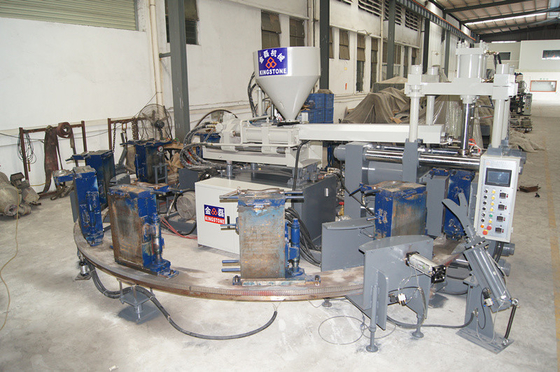 Chaussures automatiques faisant le moulage par injection de couleur de la machine deux